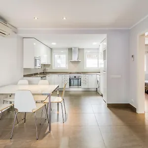 Hauzify I Edelweiss Appartement